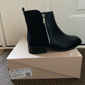 Women's Boots